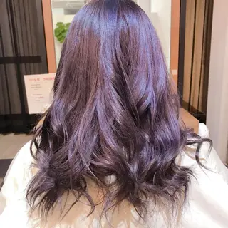セミロング BRAS ナカガワのヘアスタイル