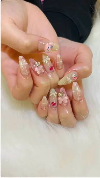 ネイル 鈴木 亜和音のネイルデザイン