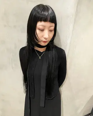 ロング 優作 〜圧倒的信頼〜のヘアスタイル