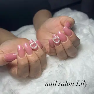 ネイル nail salon Lily所属・藤田 璃々のネイルデザイン