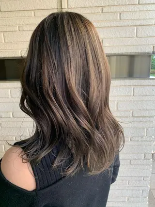 セミロング カラー 海外レイヤー 🇺🇸/ヒナコのヘアスタイル