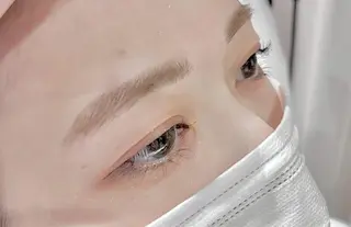 アイブロウ パリジェンヌ･まつげパーマ専門店AILY今福鶴見所属・𝘼𝙄𝙇𝙔／ Maayaのマツエク・マツパデザイン