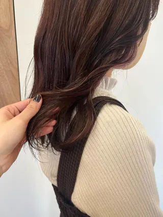 セミロング 西山 紗耶香🪽 透明感カラー/ボブのヘアスタイル