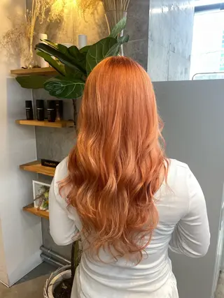 ロング カラー KOTOMI .のヘアスタイル