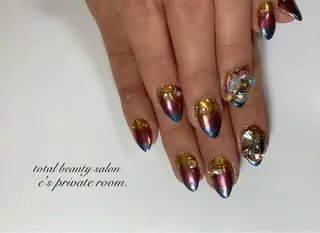 ネイル LAVISH nail salonのネイルデザイン