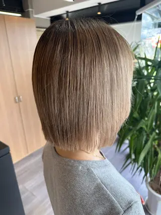 ミディアム arika オケシ　リョウダイのヘアスタイル