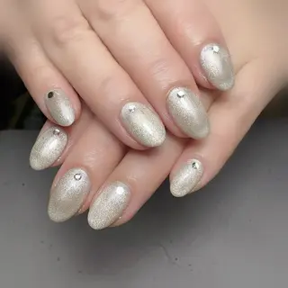 ネイル 上原 悠紀のネイルデザイン