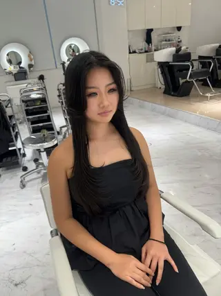 ロング rina/無料 レイヤーカット/上野のヘアスタイル