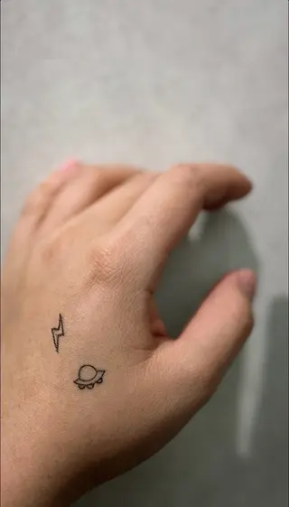 repos 金山ネイルサロンのネイルデザイン