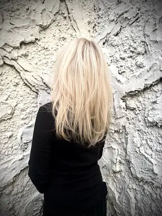 ロング カラー デザインカラー⭐︎★ 🐆hyo🐆のヘアスタイル