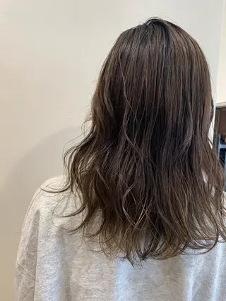 セミロング 大宮/山口 竣也のヘアスタイル