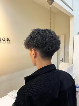 パーマ メンズ 宮城 歩果のマツエク・マツパデザイン