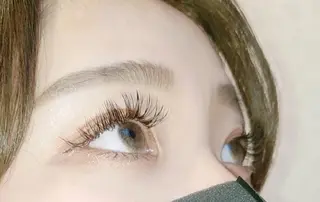 マツエク・マツパ マリアージュ所属・マリアージュ 安藤のマツエク・マツパデザイン