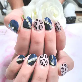 ネイル エステとネイル ローズコンフォートのネイルデザイン