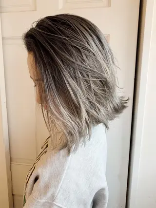 ショート カラー ヘアアレンジ WATARU🔥／ 外国人風ハイライトのヘアスタイル