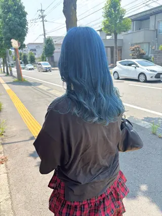 ロング カラー 神谷 涼のヘアスタイル