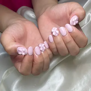 ネイル S LOUNGE NAIL所属・パーツたくさん🍓 SUMIのネイルデザイン