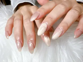 ネイル ECLAT エクラ所属・寺山 千鶴のネイルデザイン