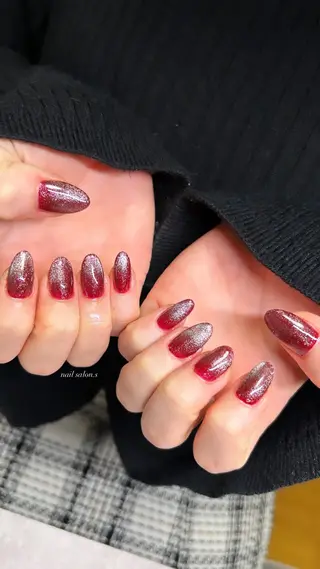 ネイル 関山 志乃のネイルデザイン