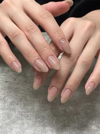 ネイル Mus’Fam 入谷玲生奈のネイルデザイン