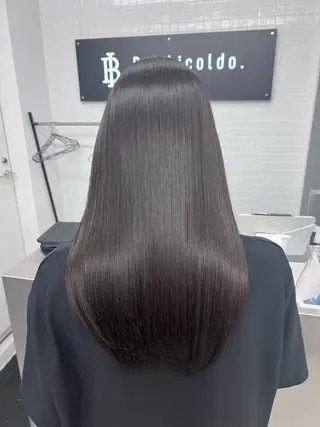 セミロング カラー Bei Licoldo.Atole  ベイリコルド アトリ所属・ブリーチ、縮毛 髪質改善　宮城一真のヘアスタイル