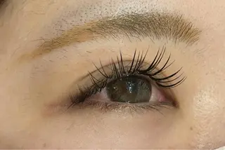 マツエク・マツパ MAQUIA 心斎橋店　川口のマツエク・マツパデザイン