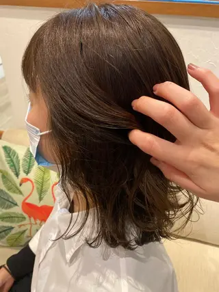 ミディアム カラー Ate by little所属・青木 梢のヘアスタイル