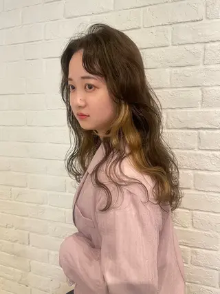 ロング カラー 🌟デザインカラー 🌟コノミ🌟のヘアスタイル