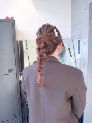 ロング カラー パーマ ヘアアレンジ 透明感/オリーブ/ グレージュ/YUKAのヘアスタイル