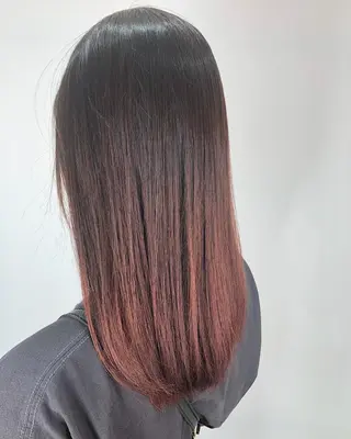 ロング カラー インナーカラー/ ストレート/奥野洸也のヘアスタイル