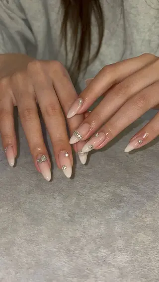 ネイル 三輪 彩美春のネイルデザイン