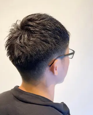 メンズ sand 大阪梅田所属・ショートパーマ🌀 ✂︎小寺仁紫のヘアスタイル