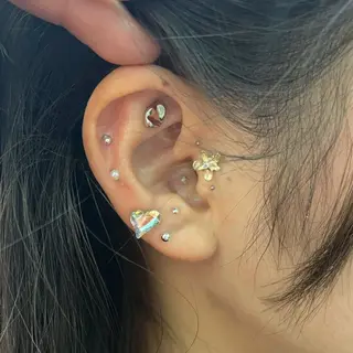 晴レ所属・🍑アヤ🫧髪質改善 ダブルカラー🍑の眉毛・アイブロウイメージ