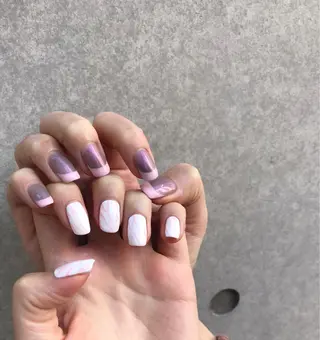 ネイル Soeur ネイリストのネイルデザイン