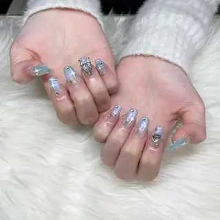 セミロング see love gritterのネイルデザイン