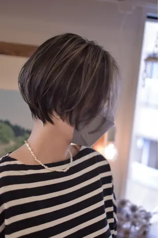 ショート カラー 小顔ショートヘア♪ TAKUMIのヘアスタイル