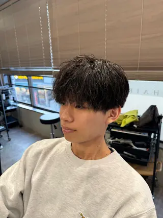 ショート メンズ 髙橋 翔一のヘアスタイル