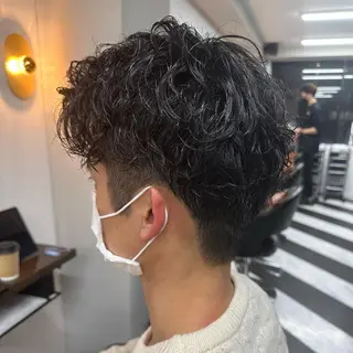 ショート パーマ メンズ 守屋 寿哉のヘアスタイル