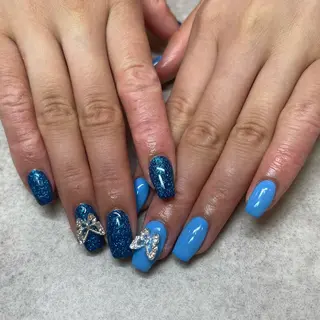 ネイル UnFLAIR KASUMIのネイルデザイン