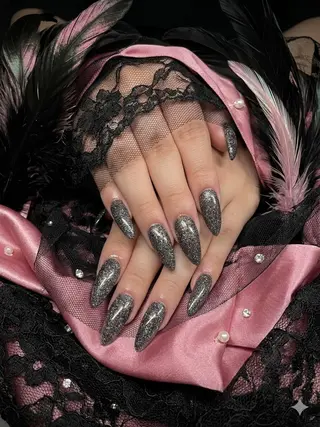 ネイル UNABOMBA (24時間営業)のネイルデザイン