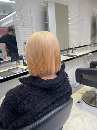 ショート カラー ヘアアレンジ ピンク・ベージュ🩰 カラー🫧とらのヘアスタイル