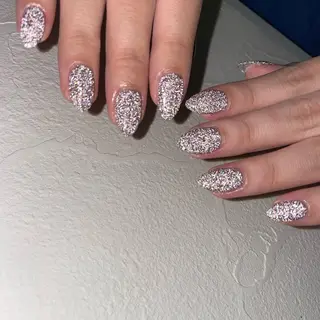 ネイル b'6 by Stir所属・b'6 SAKINAのネイルデザイン