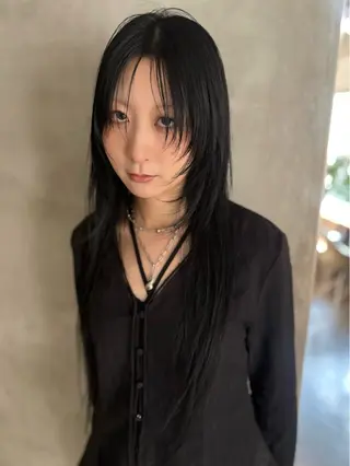 ロング 優作 〜圧倒的信頼〜のヘアスタイル