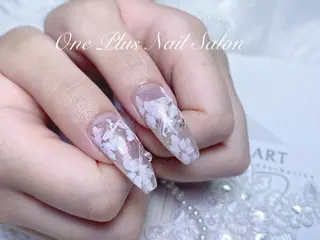 ネイル One Plus Nail Salonのネイルデザイン