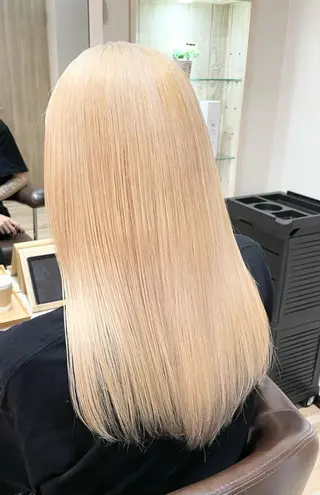 セミロング カラー 🌈派手髪ハイトーン 🌈鈴木亮太🌈のヘアスタイル