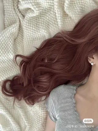 ロング カラー 韓国ベージュ🏹 YUTOのヘアスタイル