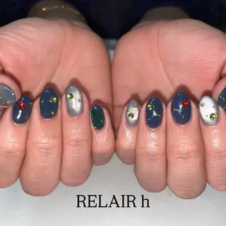 ネイル RELAIR h所属・西村 彩音のネイルデザイン