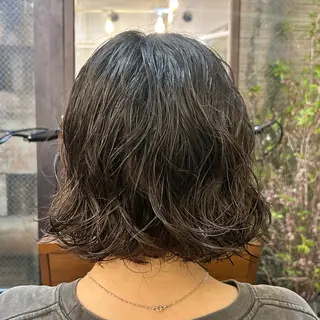ミディアム カラー パーマ 🌿ボブ パーマ高橋啓太🌿のヘアスタイル