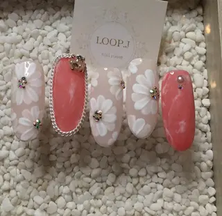 ネイル おおくぼ めぐみのネイルデザイン