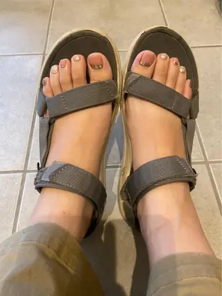 ネイル 大崎 奈々のネイルデザイン